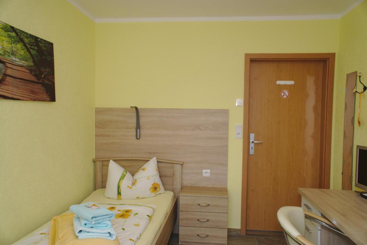 Pension Andrea Lugau Zimmer foto